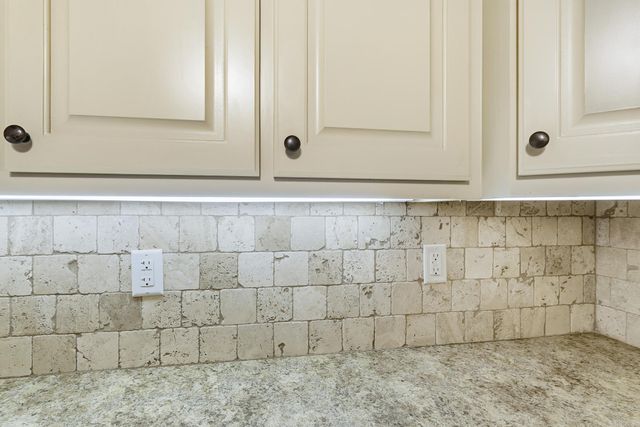 49 Castleton Drive, Ward, AR 72176