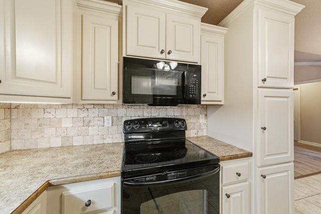 49 Castleton Drive, Ward, AR 72176