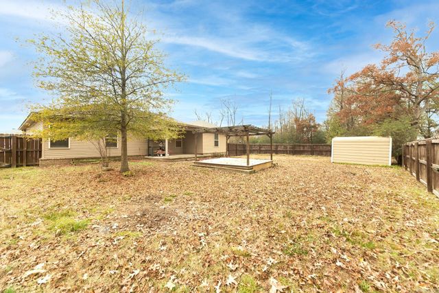 49 Castleton Drive, Ward, AR 72176