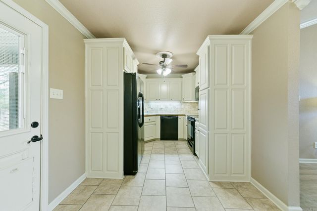 49 Castleton Drive, Ward, AR 72176