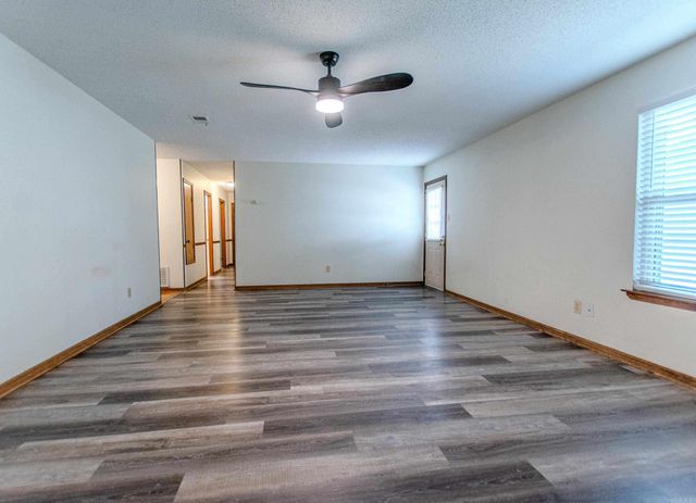 106 Robin Glen Dr., Sherwood, AR 72120