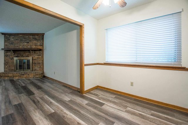 106 Robin Glen Dr., Sherwood, AR 72120