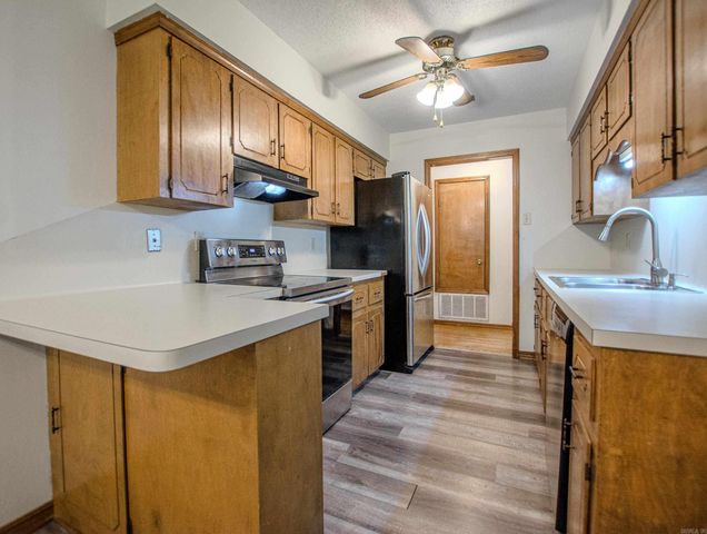 106 Robin Glen Dr., Sherwood, AR 72120