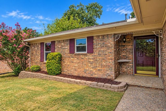 106 Robin Glen Dr., Sherwood, AR 72120