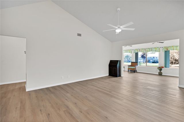 6309 N River Run Drive 6309, Sebastian, FL 32958