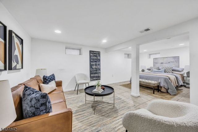 1022 Frank St, Roselle Boro, NJ 07203