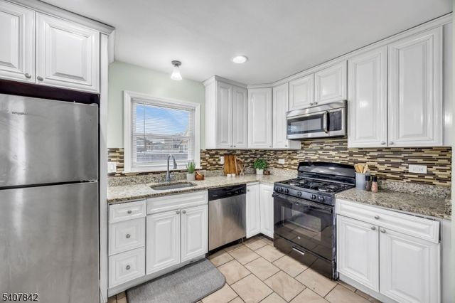 1022 Frank St, Roselle Boro, NJ 07203