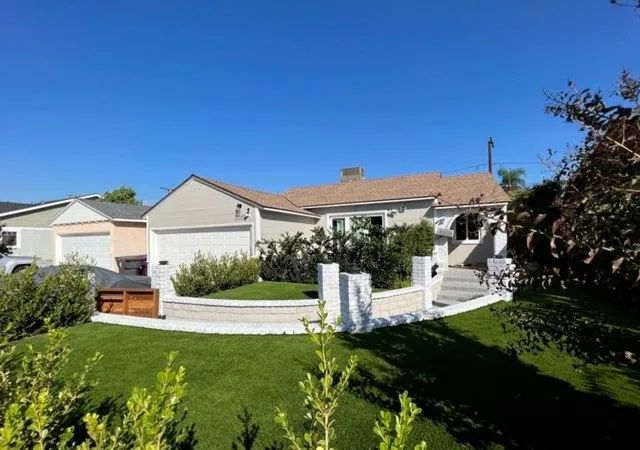 3662 Karen, Long Beach, CA 90808