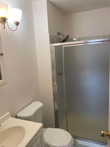 84 24 98th Street Apt 1, Woodhaven, NY 11421