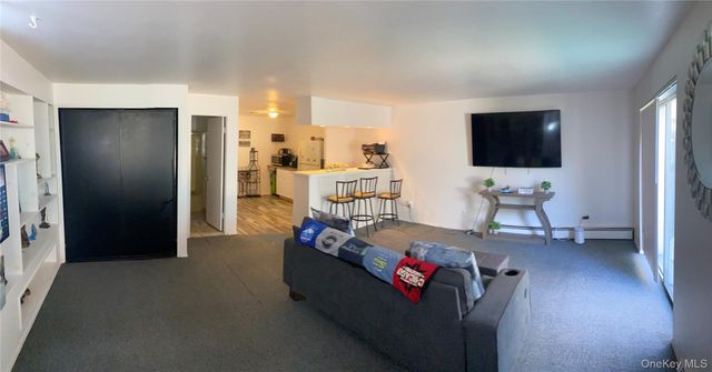 84 24 98th Street Apt 1, Woodhaven, NY 11421