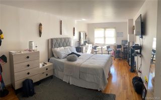 84 24 98th Street Apt 1, Woodhaven, NY 11421