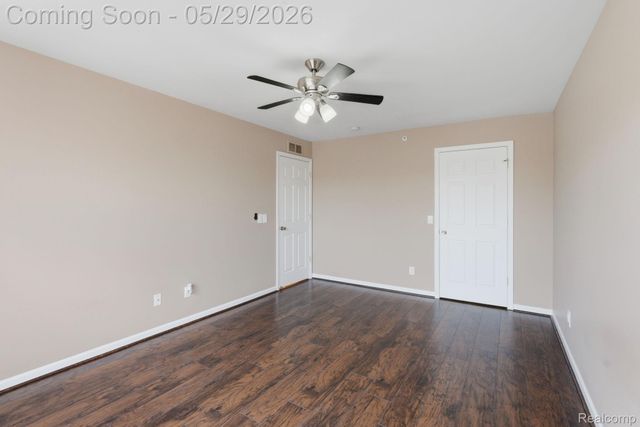 2287 Leighton Drive, Shelby Charter Township, MI 48317