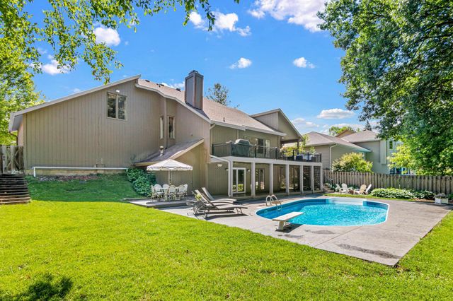 8408 Xylon Circle S, Bloomington, MN 55438