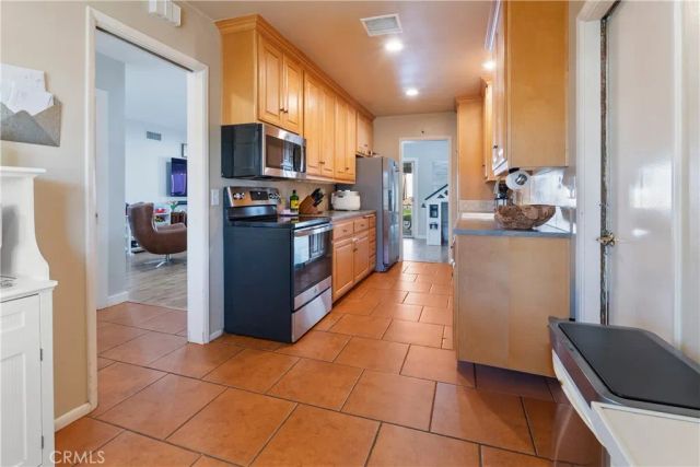 2920 Cheyenne, Riverside, CA 92506