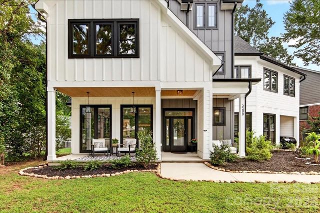 2200 Stratford Avenue, Charlotte, NC 28205