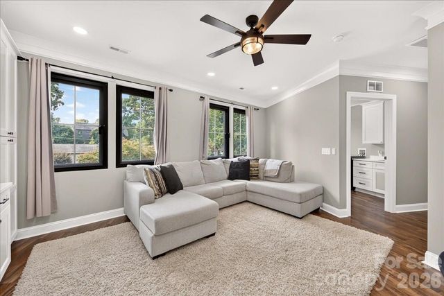 2200 Stratford Avenue, Charlotte, NC 28205