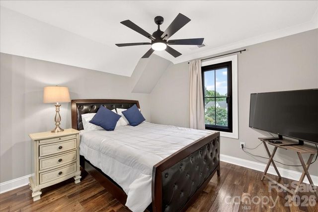 2200 Stratford Avenue, Charlotte, NC 28205