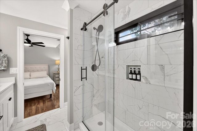 2200 Stratford Avenue, Charlotte, NC 28205