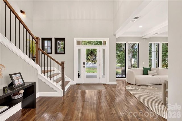 2200 Stratford Avenue, Charlotte, NC 28205