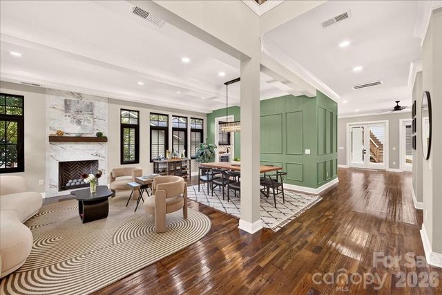 2200 Stratford Avenue, Charlotte, NC 28205