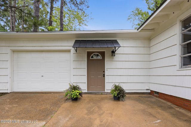 4546 Meadowridge Drive, Jackson, MS 39206