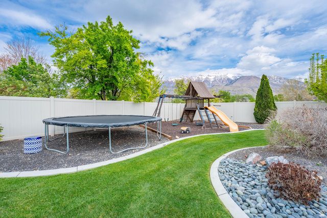 648 W 250 N, Lindon, UT 84042