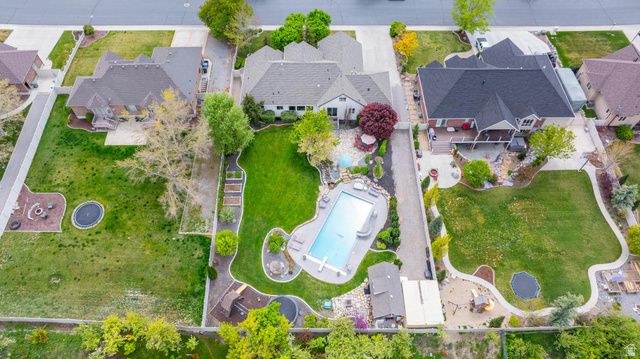 648 W 250 N, Lindon, UT 84042