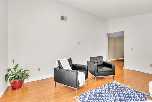 101 Thresher Dr, Vallejo, CA 94591