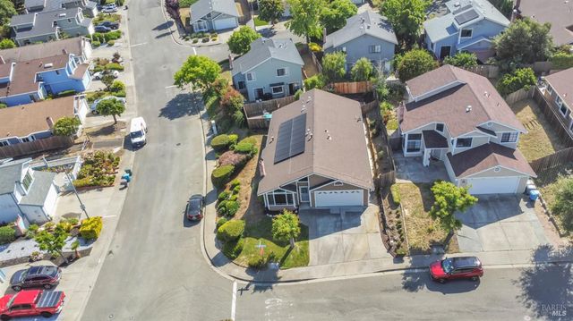 101 Thresher Dr, Vallejo, CA 94591