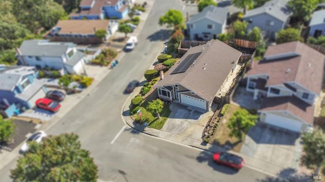 101 Thresher Dr, Vallejo, CA 94591