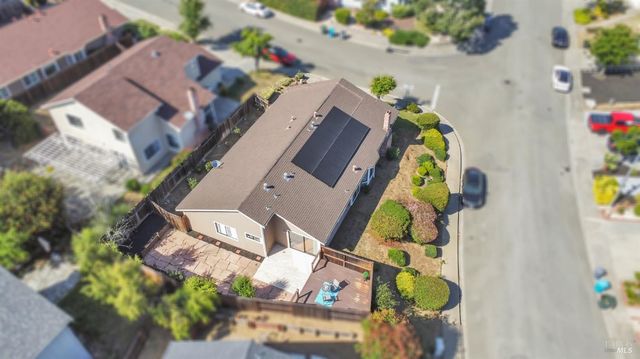 101 Thresher Dr, Vallejo, CA 94591