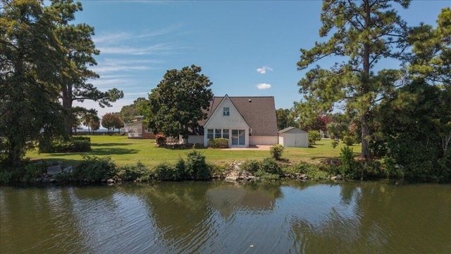 1184 Perch Drive, Manning, SC 29102