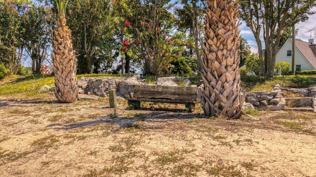 1184 Perch Drive, Manning, SC 29102