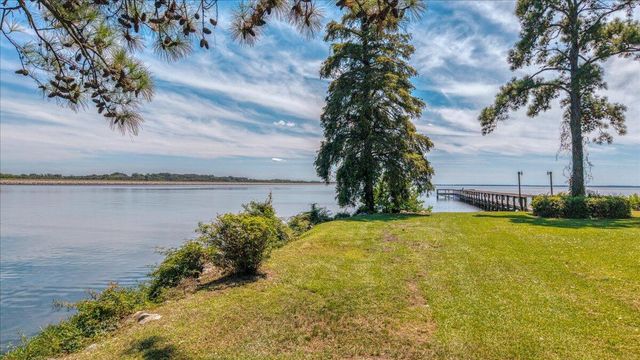 1184 Perch Drive, Manning, SC 29102