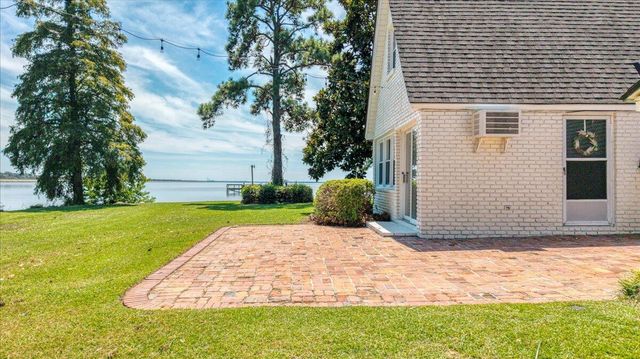 1184 Perch Drive, Manning, SC 29102