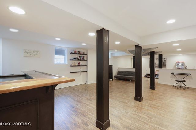 9 Sarah Court, Matawan, NJ 07747