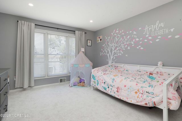 9 Sarah Court, Matawan, NJ 07747