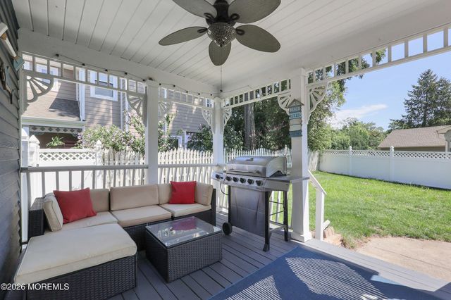 9 Sarah Court, Matawan, NJ 07747