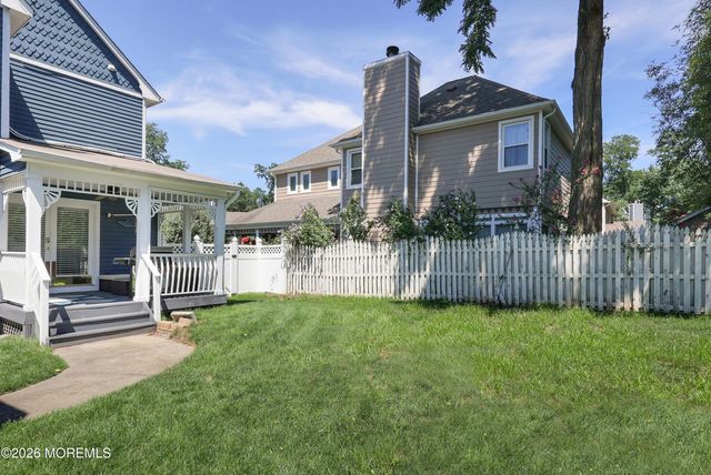9 Sarah Court, Matawan, NJ 07747