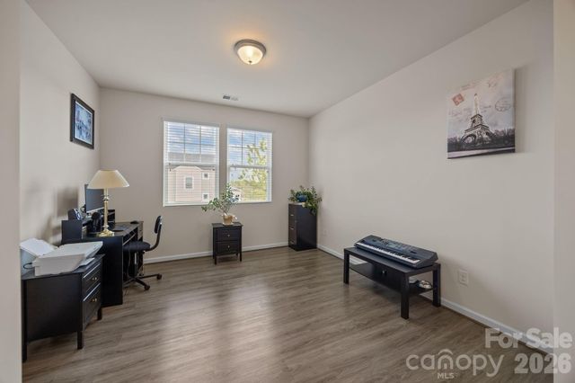 7902 Meridale Forest Drive, Charlotte, NC 28269