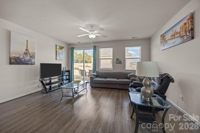 7902 Meridale Forest Drive, Charlotte, NC 28269