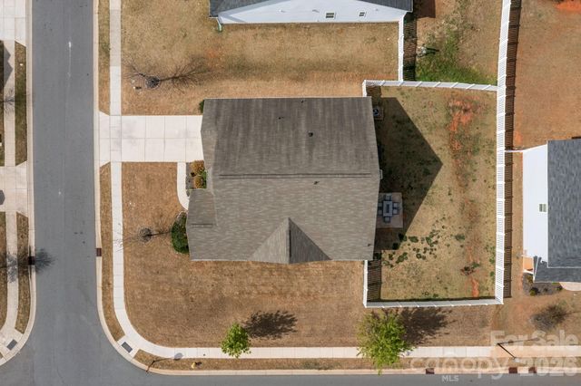 7902 Meridale Forest Drive, Charlotte, NC 28269