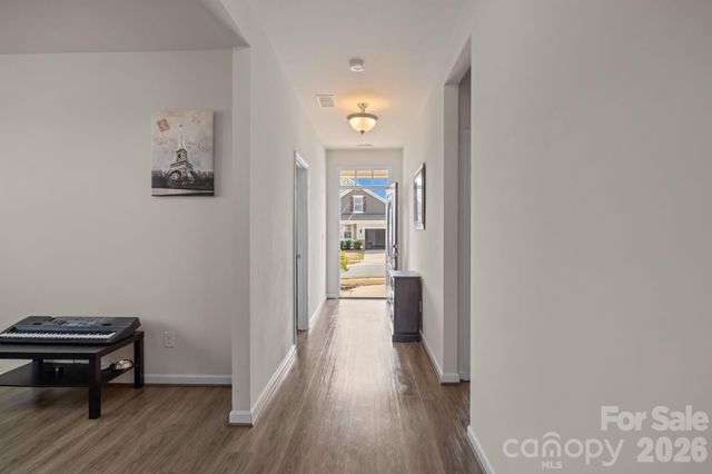 7902 Meridale Forest Drive, Charlotte, NC 28269