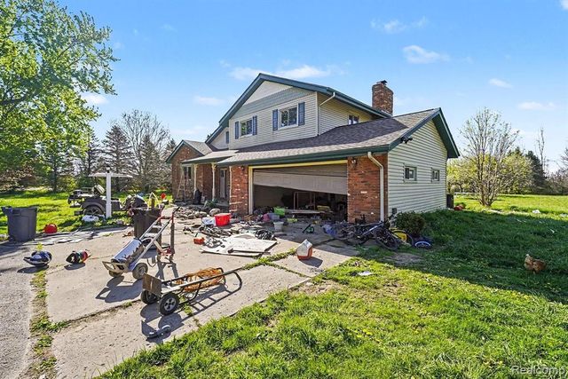 7255 Lahring Road, Gaines, MI 48436