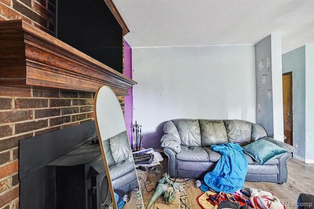 7255 Lahring Road, Gaines, MI 48436