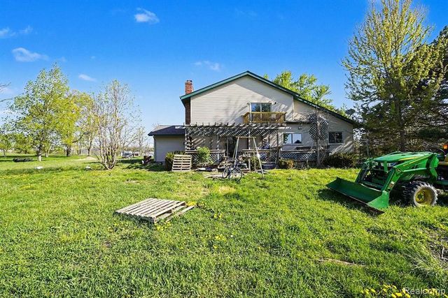 7255 Lahring Road, Gaines, MI 48436
