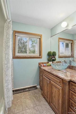 7255 Lahring Road, Gaines, MI 48436
