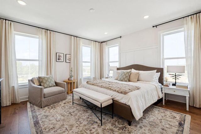 14964 DECO CIR, Chantilly, VA 20151