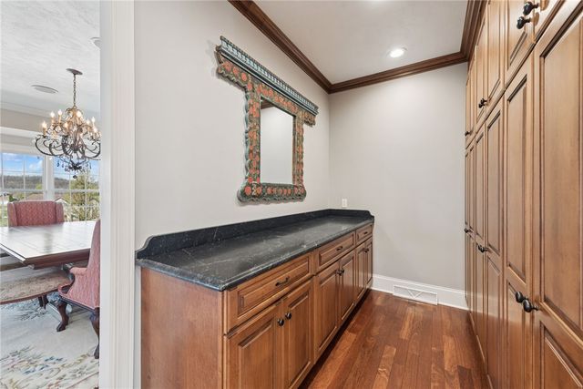 1141 Lauralynn Dr, Unity Twp, PA 15650