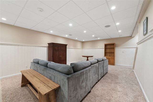 1141 Lauralynn Dr, Unity Twp, PA 15650